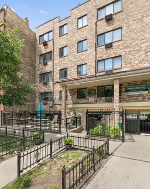 apt-206-5534 N Kenmore Ave, Chicago, IL, 60640-1542 | Card Image