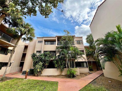 a-307-6305 Gage Pl, Miami Lakes, FL, 33014 | Card Image