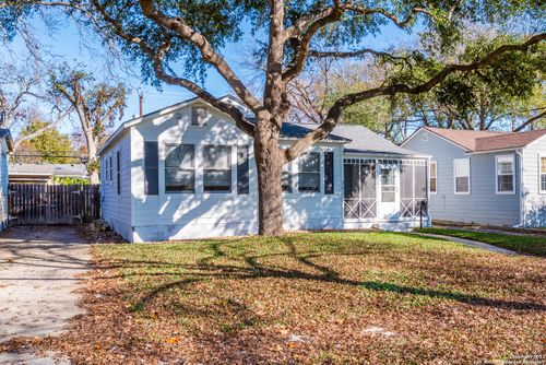 351 Redwood St, Alamo Heights, TX, 78209-4659 | Card Image
