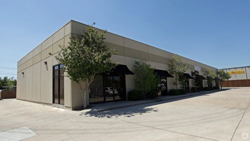 6100 W Pioneer Pkwy, Arlington, TX, 76013-2858 | Card Image
