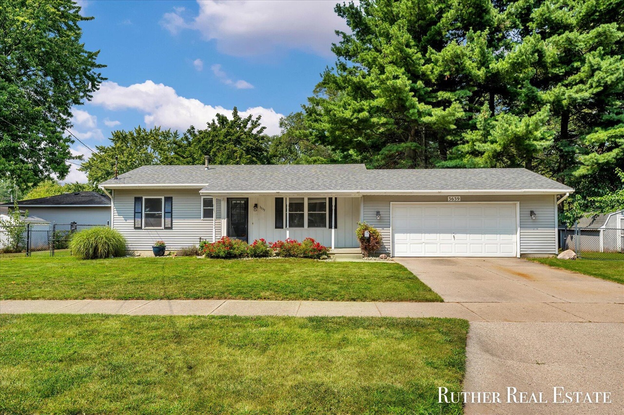 Grant St, Hudsonville, MI 49426
