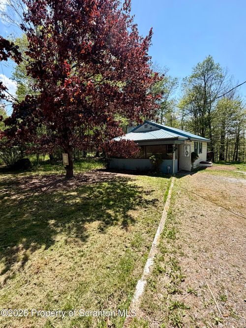 2139 Fawn Path, Gouldsboro, PA, 18424-7947 | Card Image