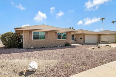 9209 W Long Hills Drive, House other with 3 bedrooms, 2 bathrooms and null parking in Sun City AZ | Image 2