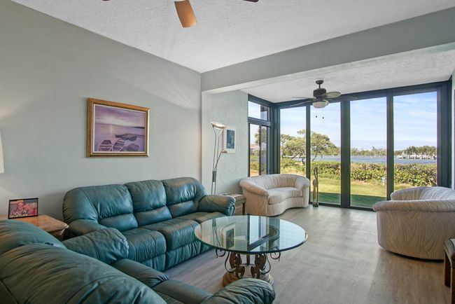 APT-6 - 6082 Se Landing Way, Condo with 2 bedrooms, 2 bathrooms and null parking in Stuart FL | Image 13