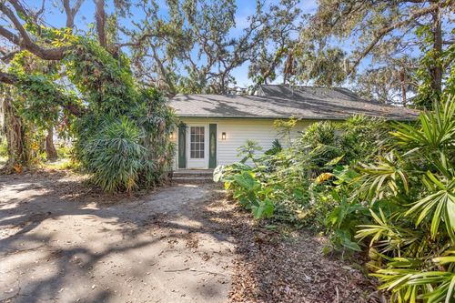 8725 Erie Ln, PARRISH, FL, 34219-9487 | Card Image