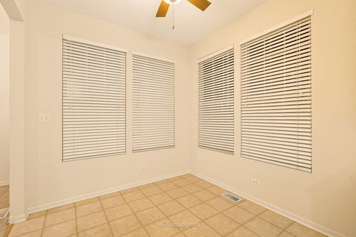 1463 Yellowstone Dr, Streamwood, IL, 60107-4500 | Card Image