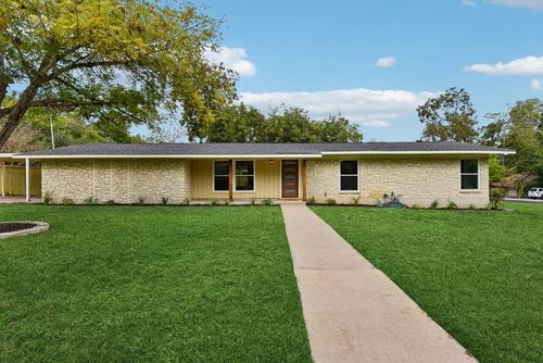 202 E Caddo St, Austin, TX, 78753-2204 | Card Image