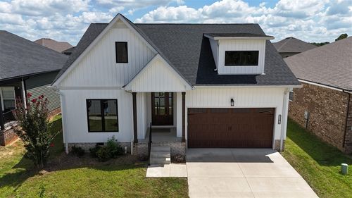 1184 County House Ln, Bowling Green, KY, 42101-6354 | Card Image