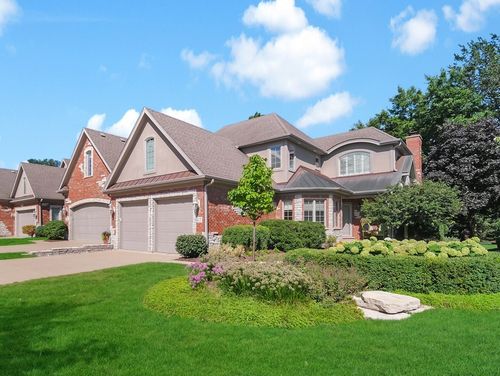 5617-5617 Durand Dr, Downers Grove, IL, 60516-1027 | Card Image