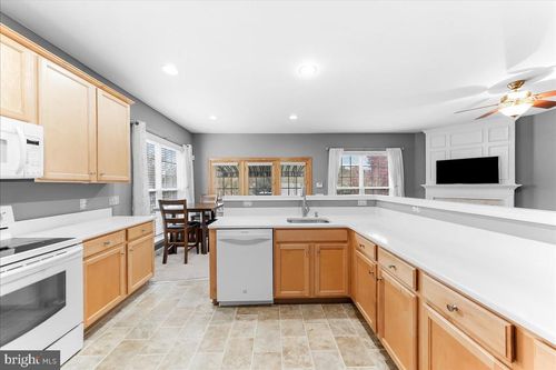 622 Martin Dr, AVONDALE, PA, 19311-1316 | Card Image