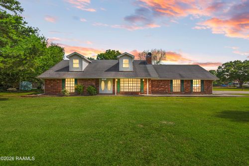 16335 W La Hwy 330, Abbeville, LA, 70510-7751 | Card Image