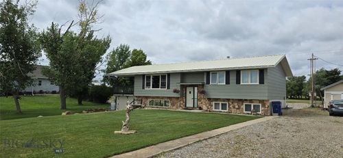 112 6th Ave N, Winifred, MT, 59489-8069 | Card Image