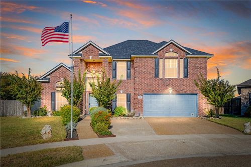 5710 Neustadt Dr, Corpus Christi, TX, 78414-6182 | Card Image