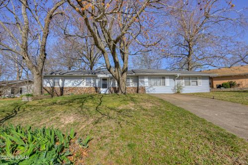 1502 Greenwood Boulevard, Neosho, MO, 64850 | Card Image