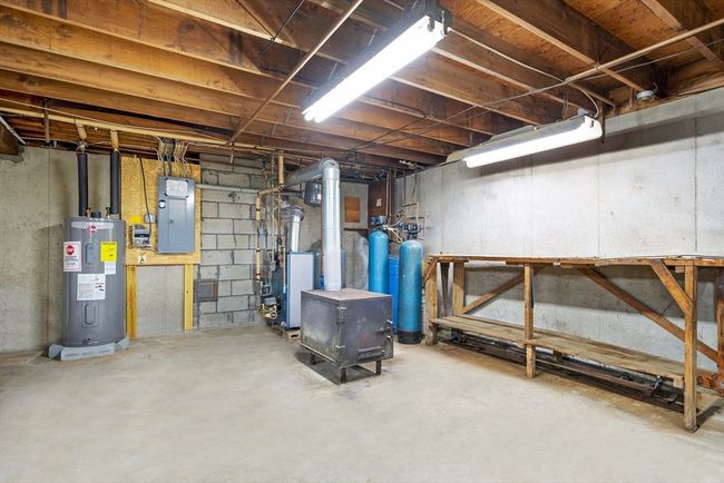6 Simmons St, House other with 3 bedrooms, 1 bathrooms and 8 parking in Assonet MA | Image 23