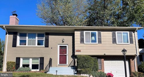 13626 Greenwood Dr, WOODBRIDGE, VA, 22193-2523 | Card Image