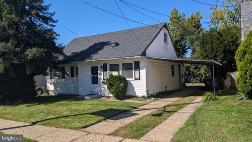 83 W 8th Street, Burlington, NJ, 08016 | Card Image
