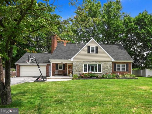 13 Pleasant Dr, LANCASTER, PA, 17602-1431 | Card Image