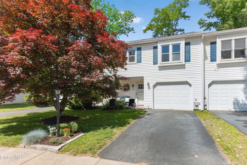 25 Clubhouse Dr, Saratoga Springs, NY, 12866-5148 | Card Image