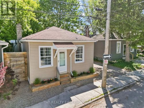 5 Henry St, London, ON, N6B2L6 | Card Image