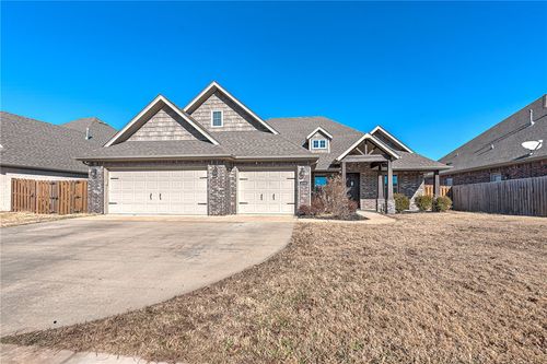 4588 W Oldham Dr, Fayetteville, AR, 72704-7137 | Card Image