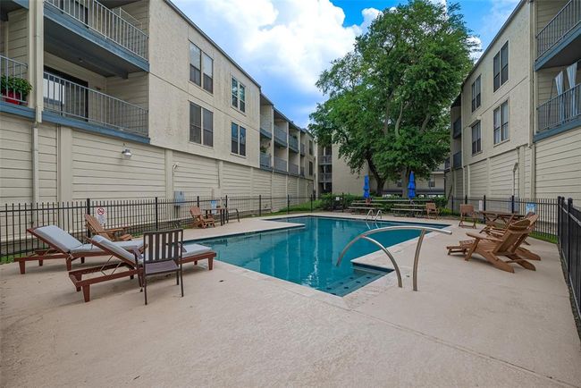 APT-117 - 4001 Nasa Pkwy, Townhouse with 1 bedrooms, 1 bathrooms and null parking in El Lago TX | Image 25
