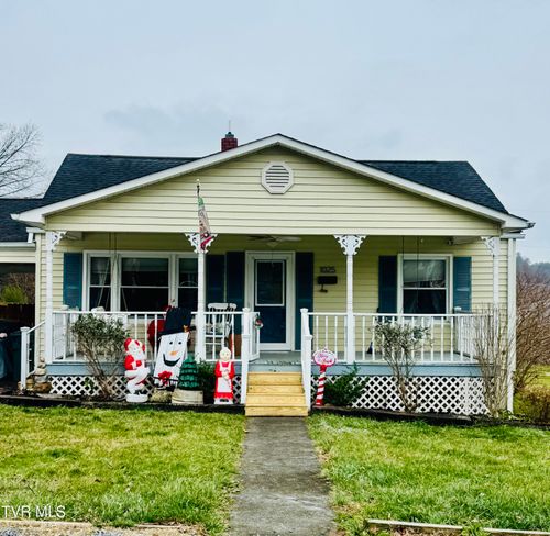 1025 Dejarnette St, Elizabethton, TN, 37643-4719 | Card Image