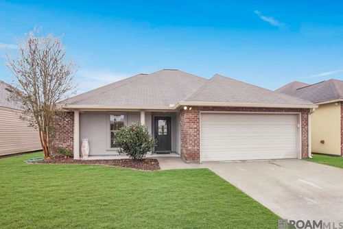 10739 Wrigley Field Ave, Denham Springs, LA, 70726-1839 | Card Image