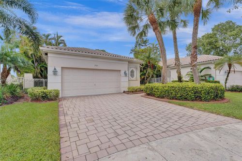 2525 Bay Pointe Ct, Weston, FL, 33327-1422 | Card Image