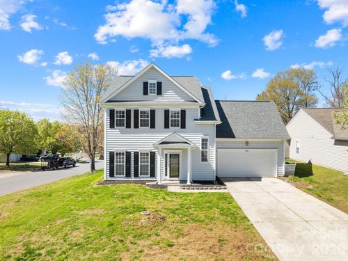 8805 Firestreak Dr, Charlotte, NC, 28216-5790 | Card Image