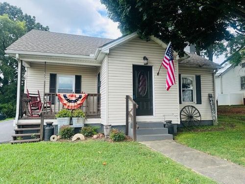 529 N Jackson St, Morristown, TN, 37814-3969 | Card Image