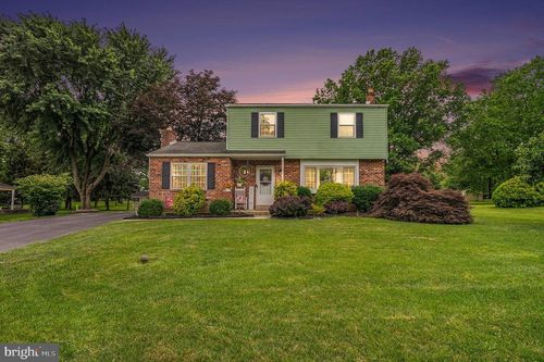 2020 Sterigere St, West Norriton, PA, 19403-2858 | Card Image