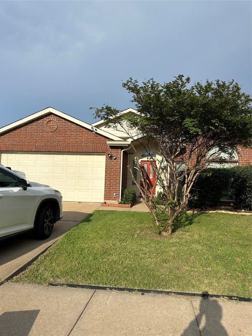 6407 Wolf Creek Ct, Arlington, TX, 76018-3072 | Card Image