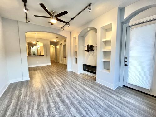 2600 Hillsboro Pike, Nashville, TN, 37212-5605 | Card Image