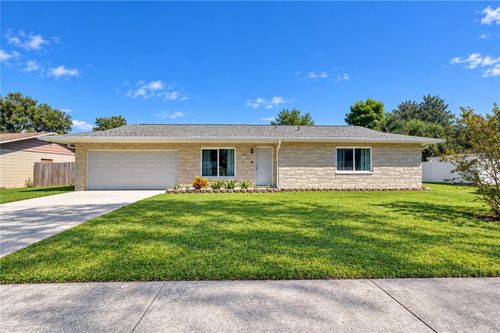 4901 Reagan Ave, Seffner, FL, 33584-8310 | Card Image