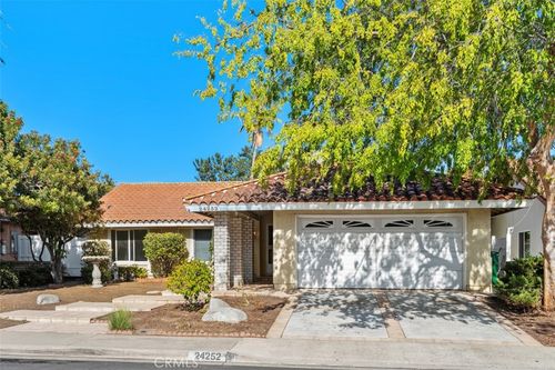 24252 Chrisanta Dr, Mission Viejo, CA, 92691-4004 | Card Image