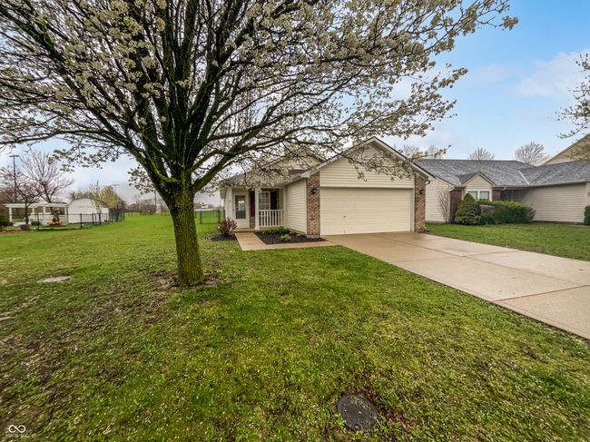 8146 Whitaker Valley Blvd, House other with 3 bedrooms, 2 bathrooms and null parking in Indianapolis IN | Image 9