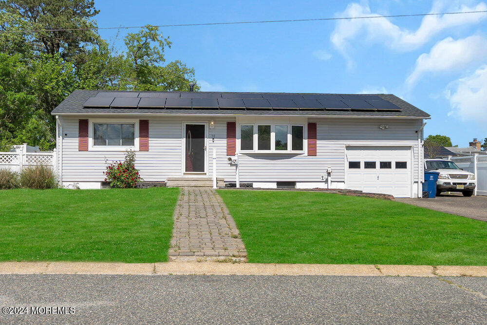 Bucknell Dr, Toms River, NJ 08757
