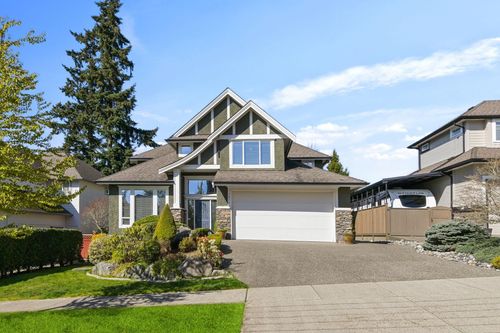 5879 165 St, Surrey, BC, V3S4G2 | Card Image