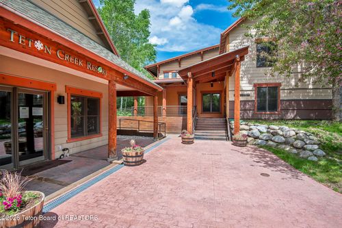 218-2740 Shadowmoon Ln, Driggs, ID, 83422-5083 | Card Image