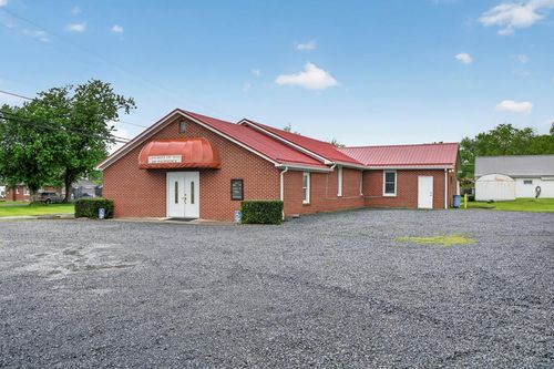 302 Crescent Dr, Glade Spring, VA, 24340-3130 | Card Image