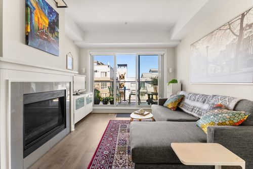 302-6168 London Rd, Richmond, BC, V7E4J2 | Card Image