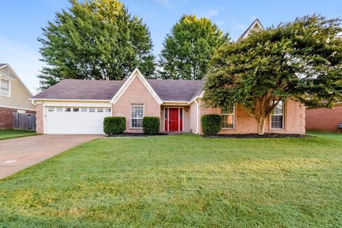 7964 Tankerston Dr, Memphis, TN, 38125-3606 | Card Image