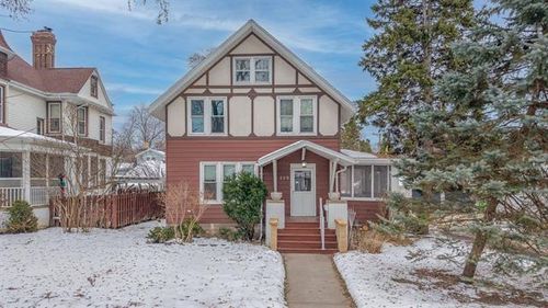 113 N Vita Ave, Beaver Dam, WI, 53916-2257 | Card Image