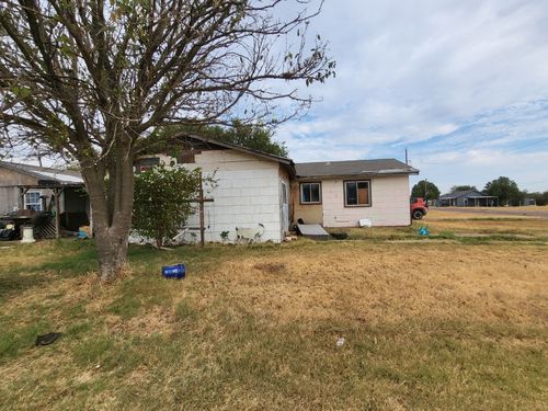 501 N Lincoln Avenue, Electra, TX, 76360 | Card Image
