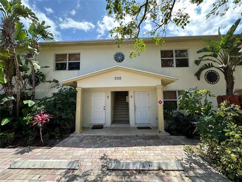 apt-1-530 Ne 15th Ct, Fort Lauderdale, FL, 33304-1164 | Card Image