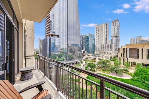 1002-311 W 5th St, Austin, TX, 78701-2837 | Card Image