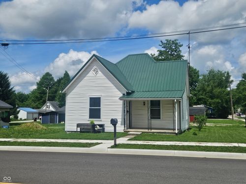 104 Poplar St, North Vernon, IN, 47265-1447 | Card Image