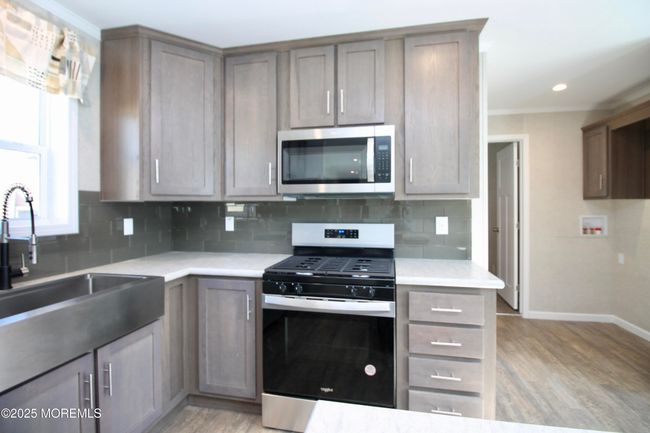 551 Lane F, House other with 2 bedrooms, 2 bathrooms and null parking in Hazlet NJ | Image 15