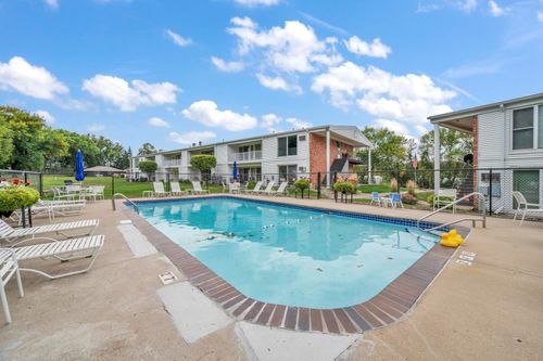 1700 Country Club Dr, Okoboji, IA, 51355-2558 | Card Image